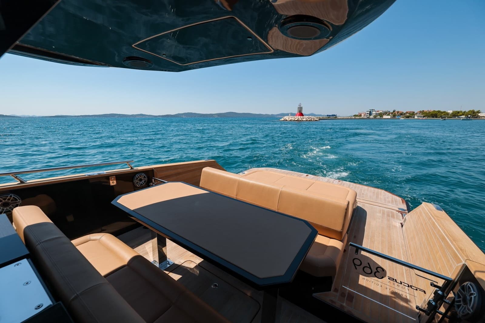 2027 Focus Motor Yachts Forza