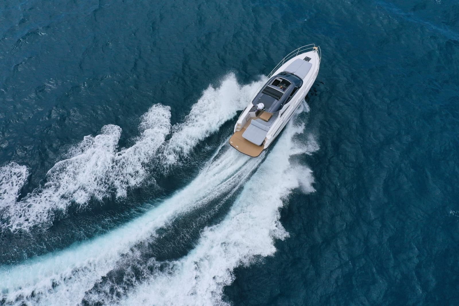 2027 Focus Motor Yachts Power