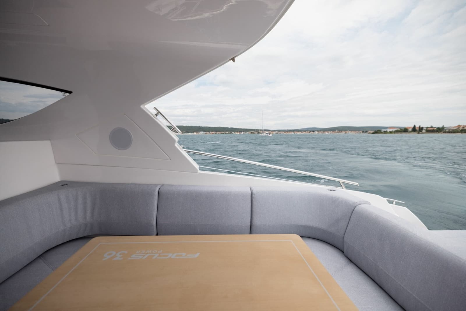 2027 Focus Motor Yachts Power