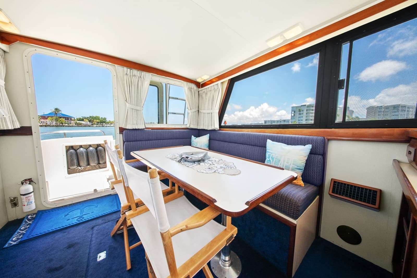 2001 Camano 31 Trawler