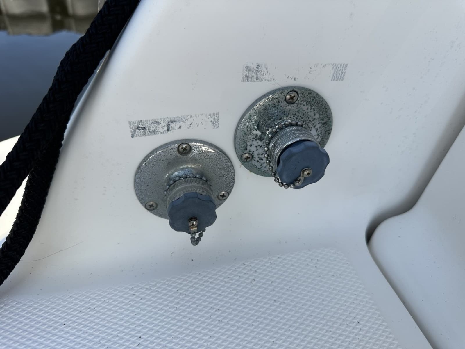 2010 Sea Ray Sundancer 260