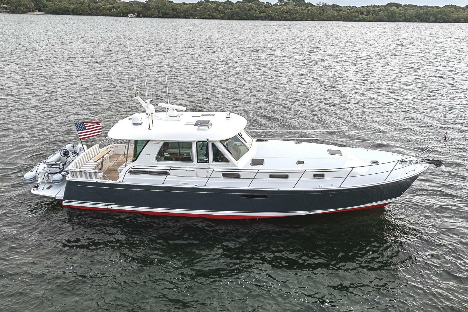2020 Sabre 48 Salon Express