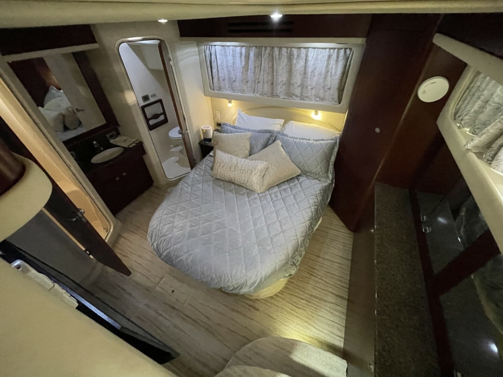 2006 Sea Ray 40 MY