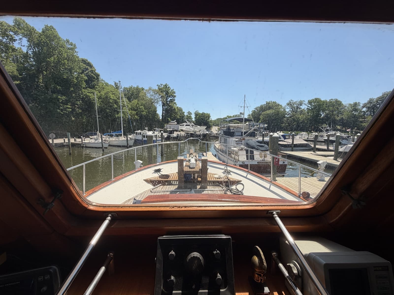 1981 Marine Trader 50