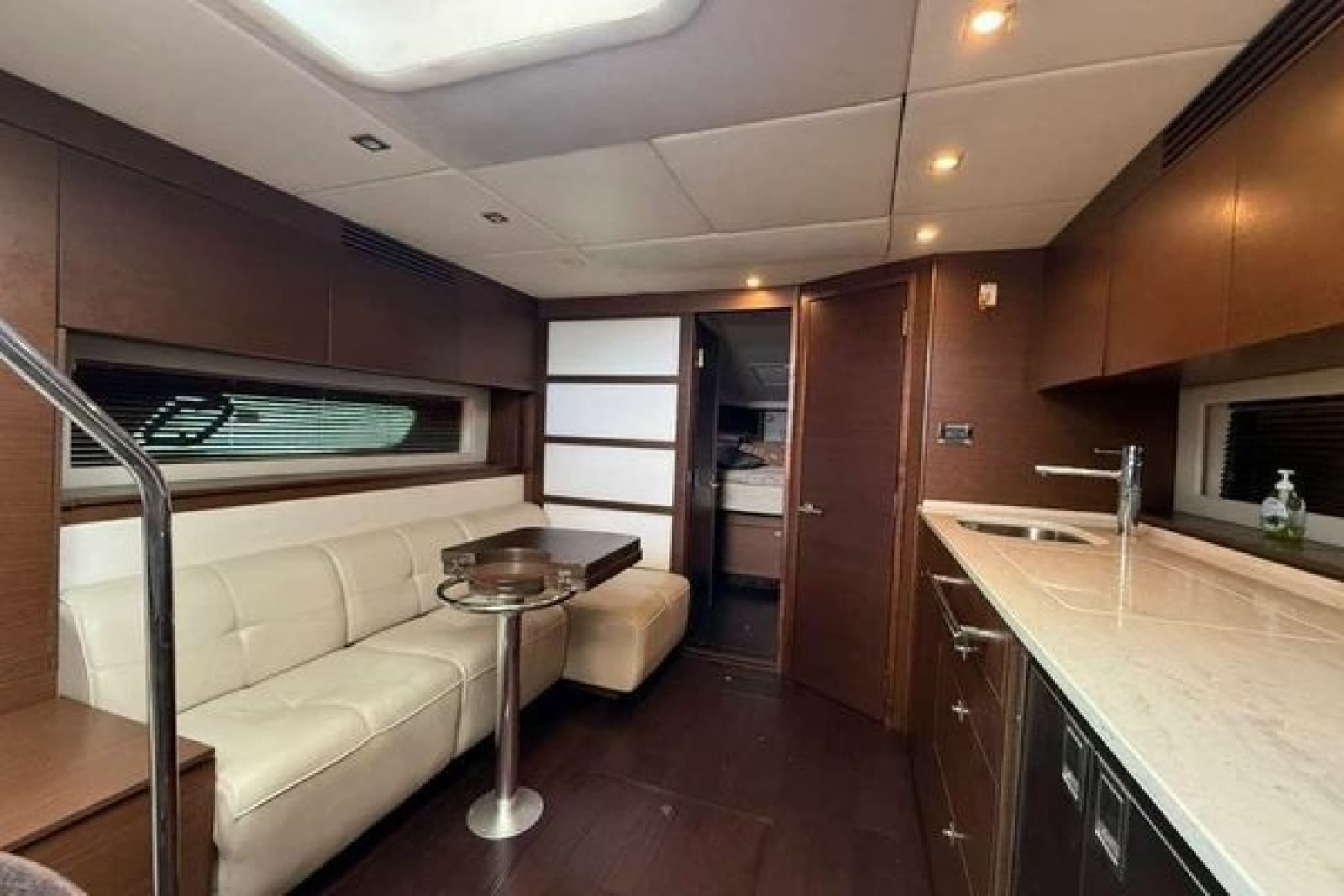 2012 Sea Ray 450 Sundancer