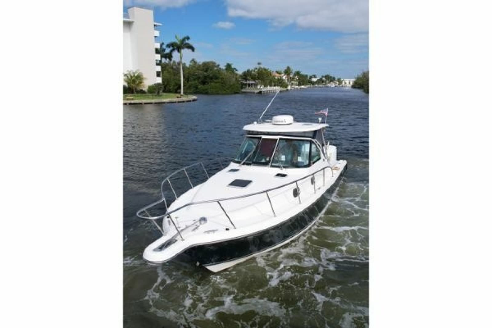 2008 Pursuit OS 335 Offshore