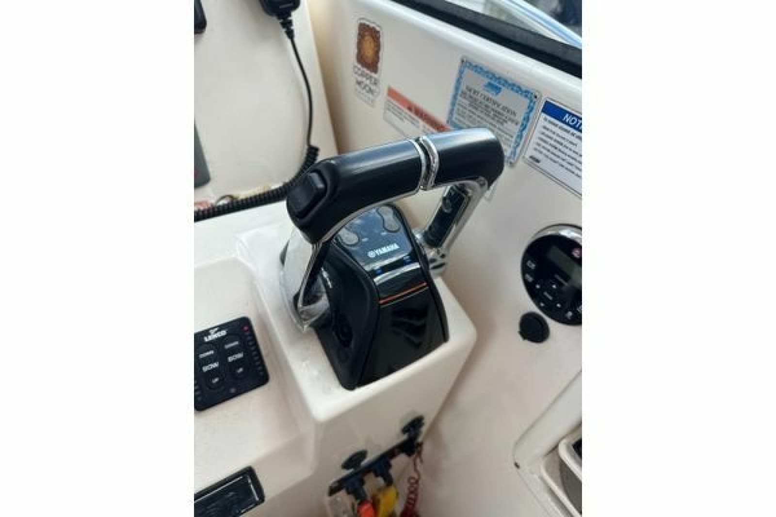 2008 Pursuit OS 335 Offshore