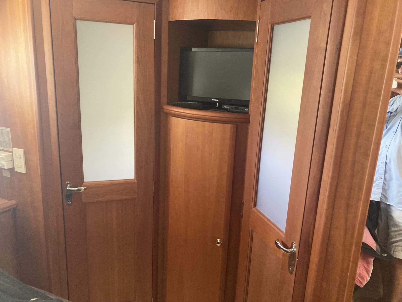 2002 Silverton Motoryacht