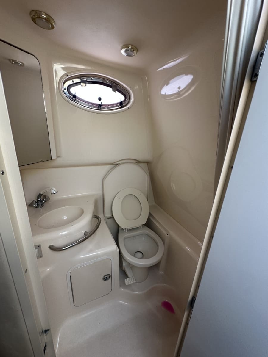 1998 Sea Ray 290 Sundancer