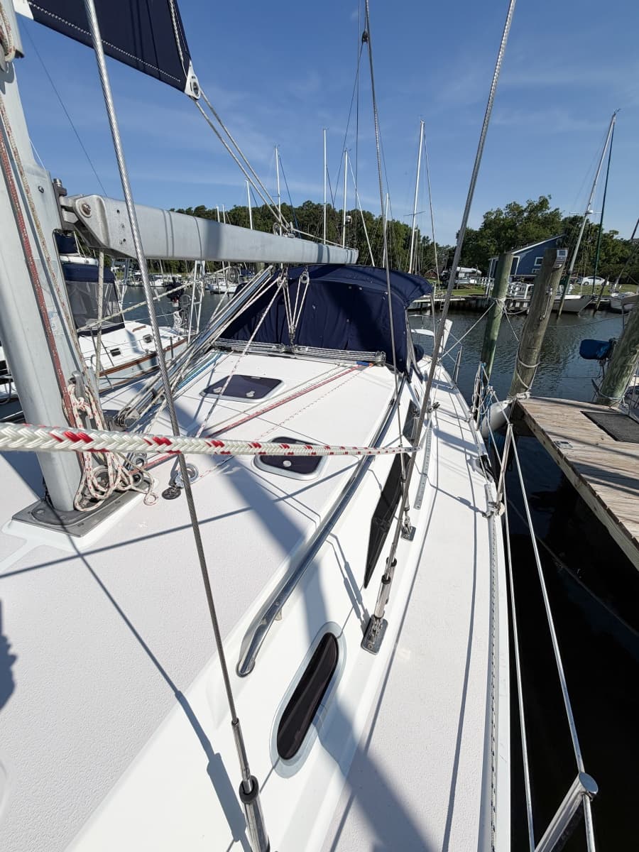 2000 Catalina 380