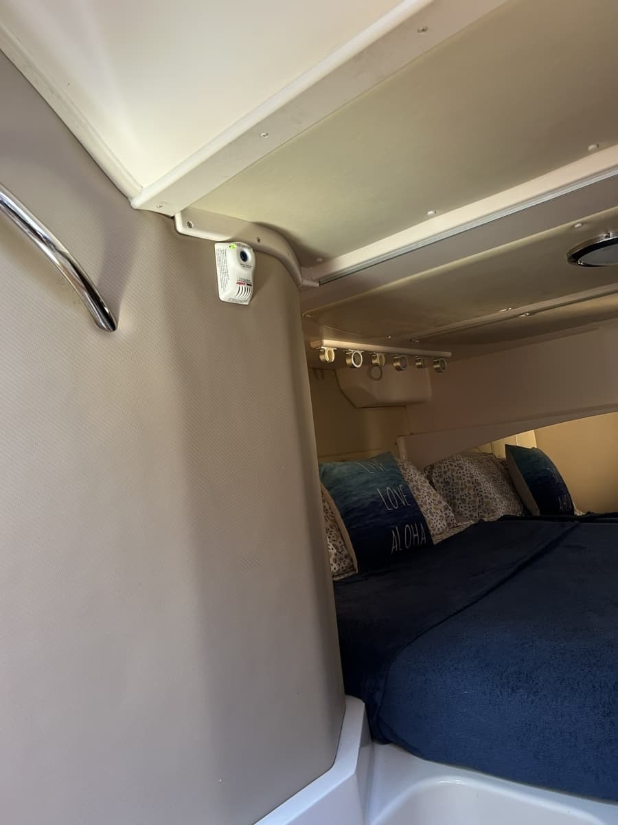2007 Grady-White Express 360