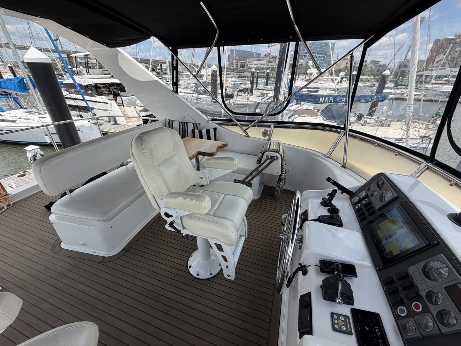 2005 Ocean Alexander 