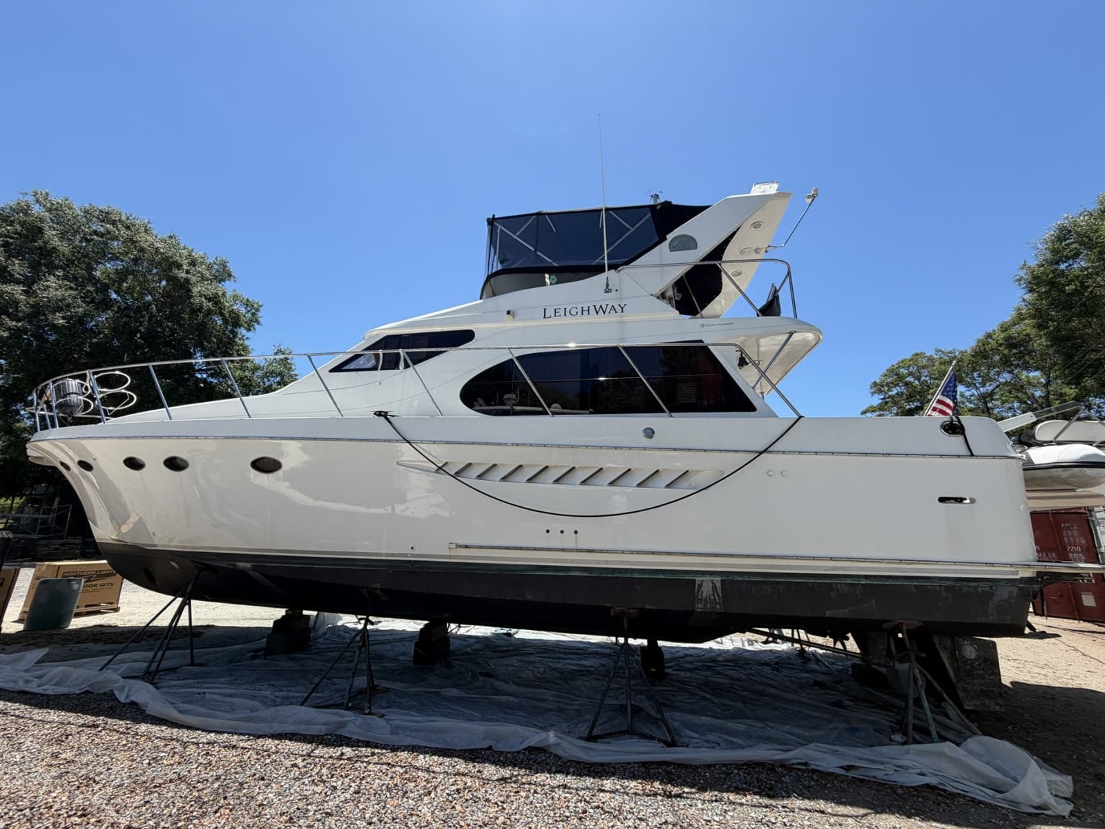 2005 Ocean Alexander 