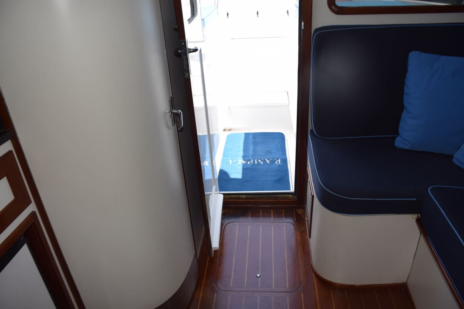 Cabin Looking Aft