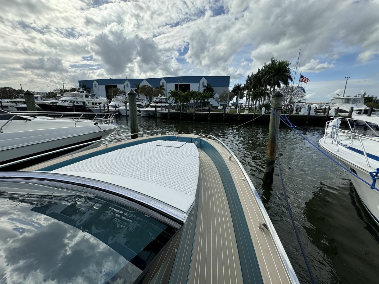 2027 Fiart Seawalker