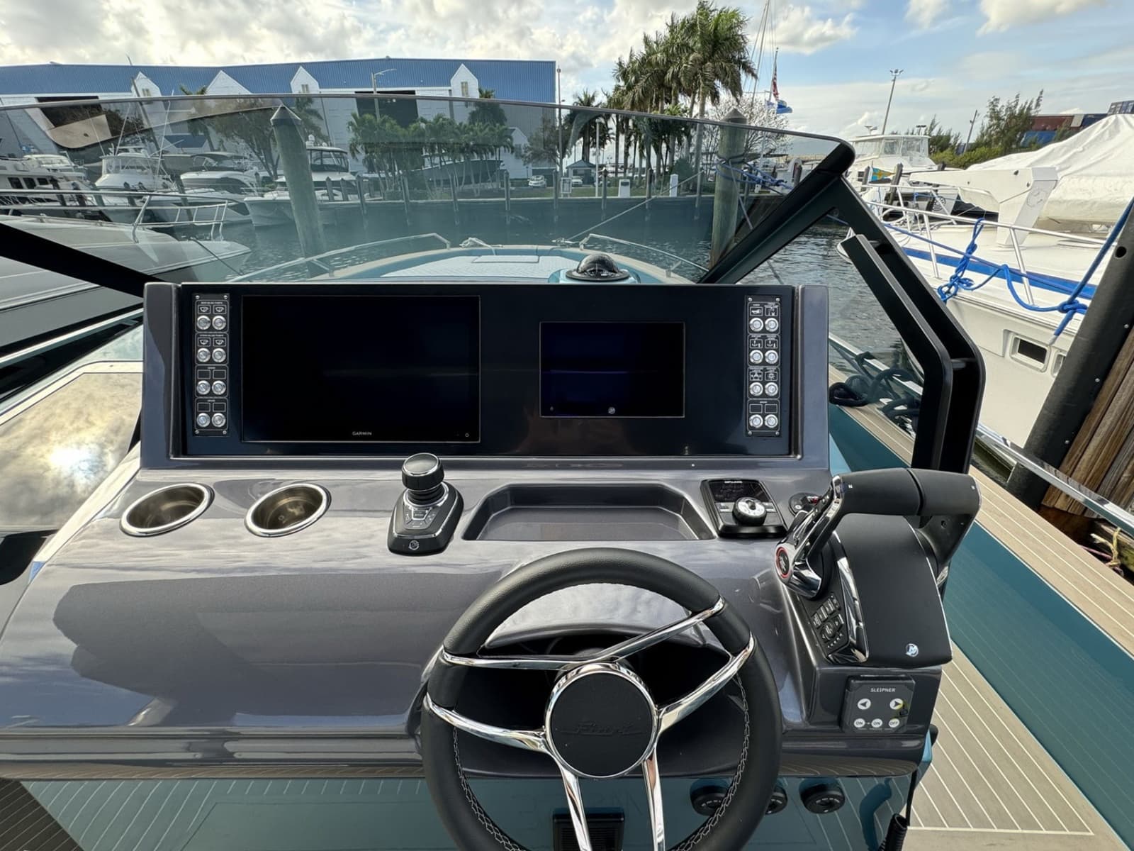 2027 Fiart Seawalker