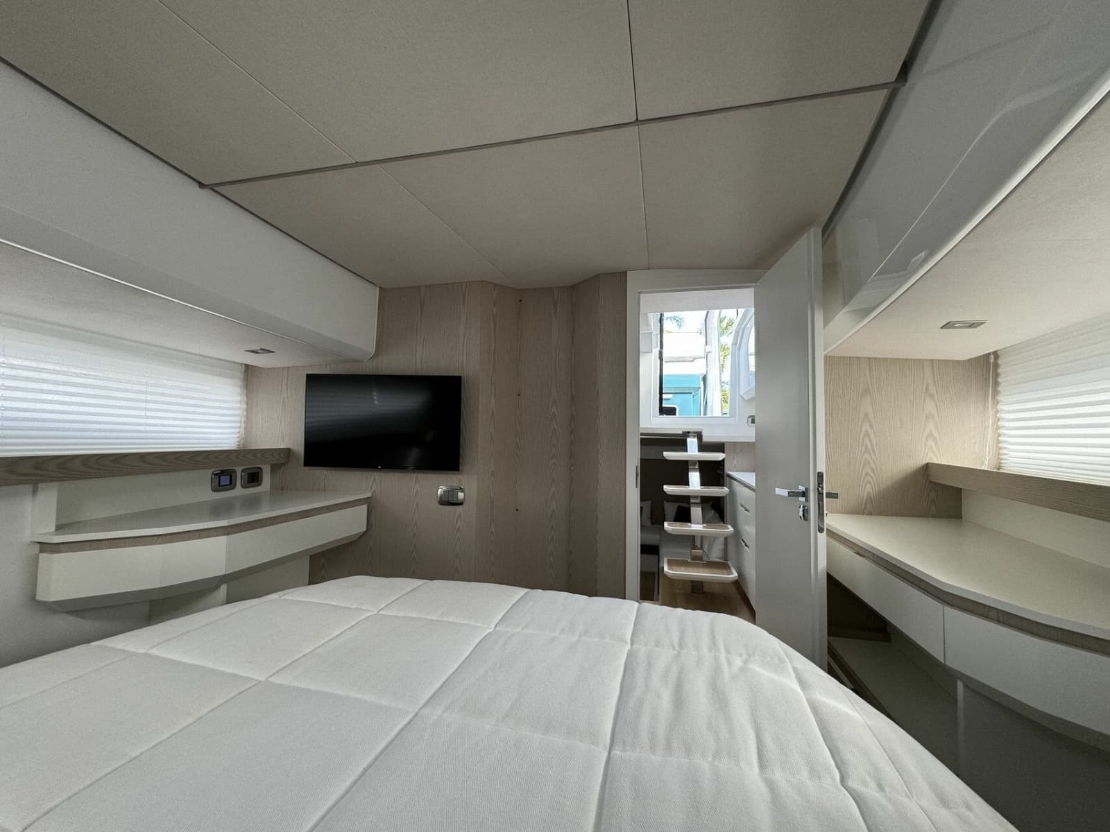 2027 Fiart Seawalker