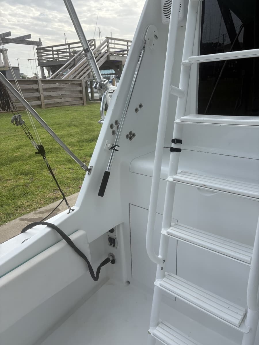 1972 Hatteras Convertible