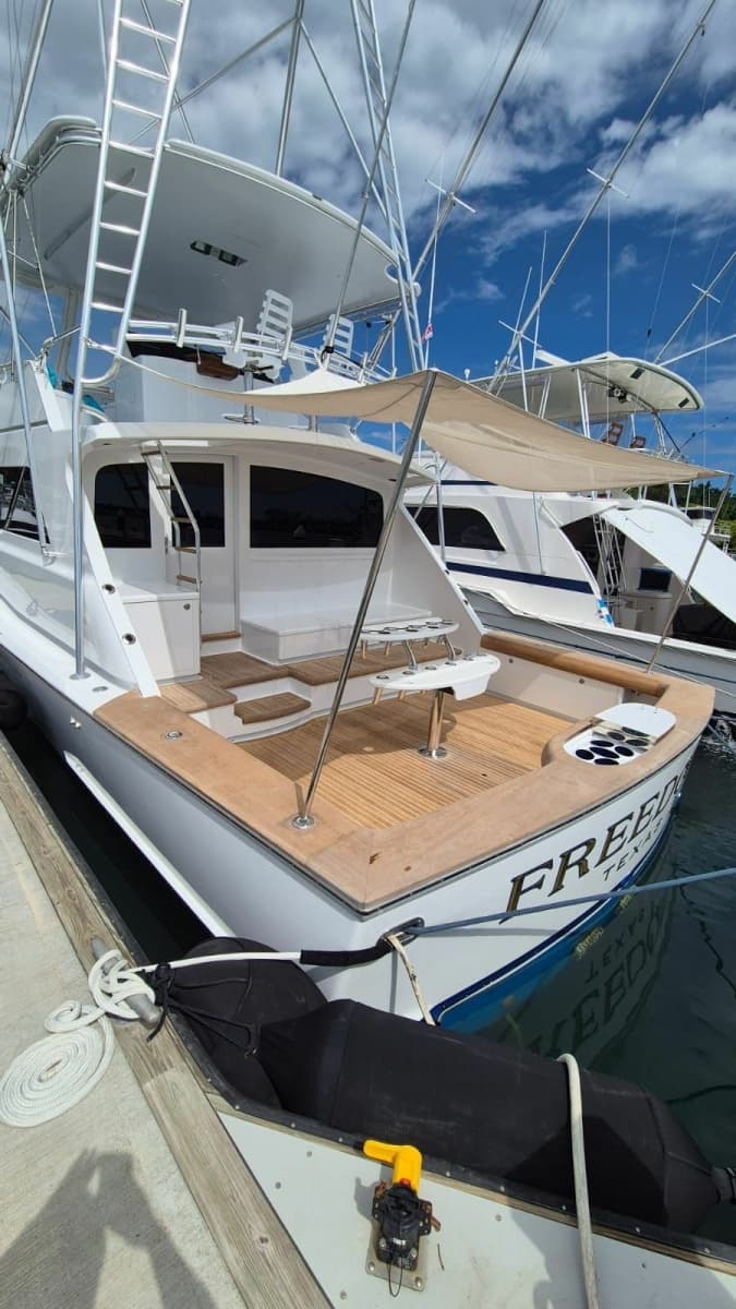 1998 American Custom Yachts 