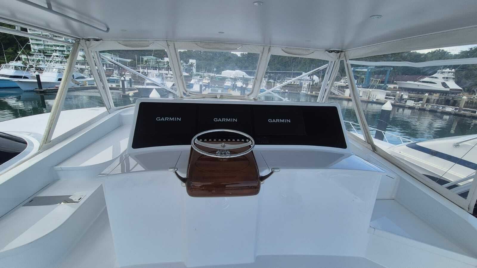 1998 American Custom Yachts 