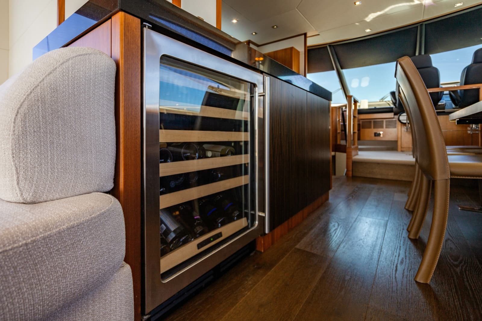 2014 Sunseeker Manhattan 73