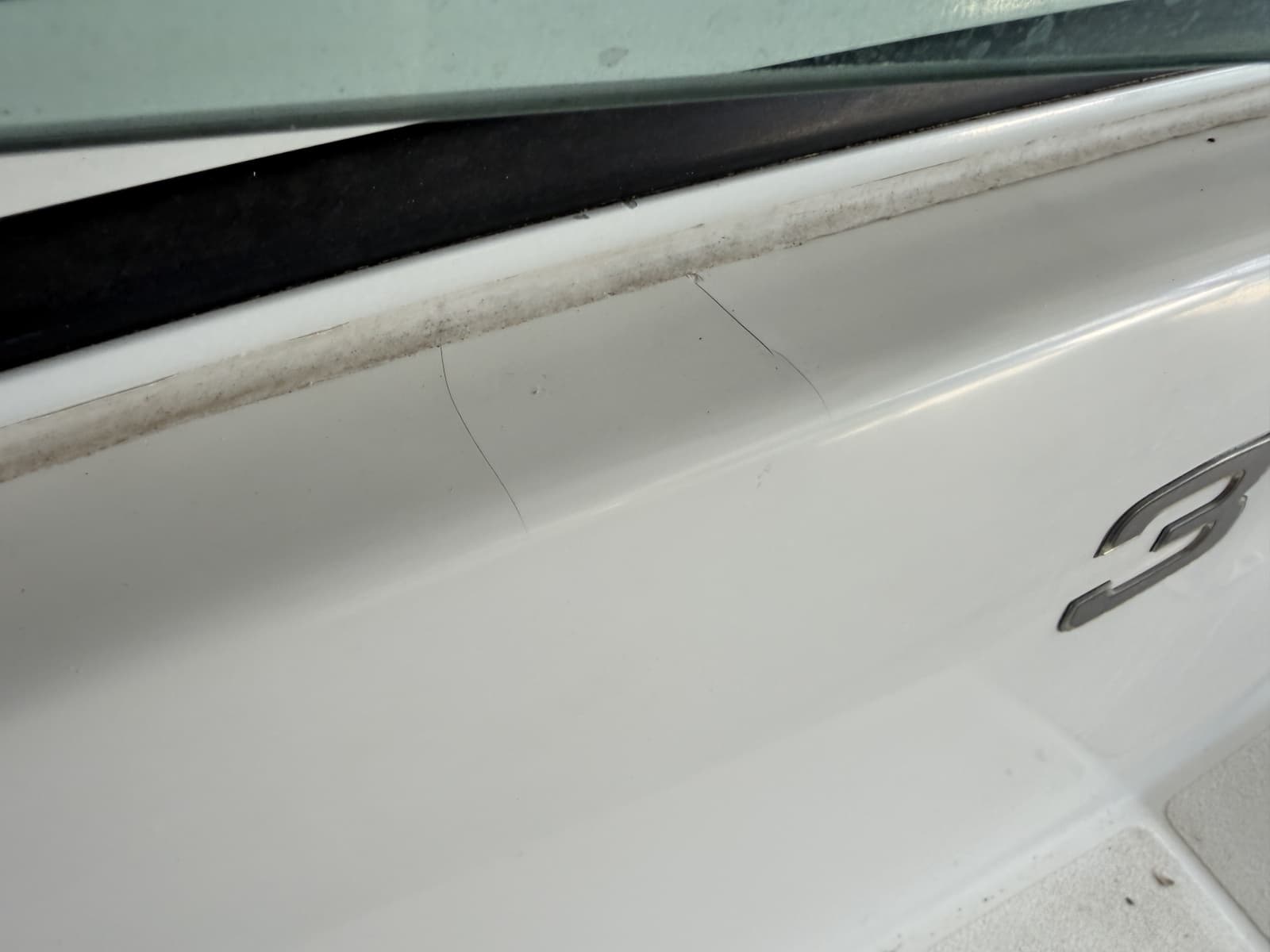 1996 Carver 310 Mid Cabin Express