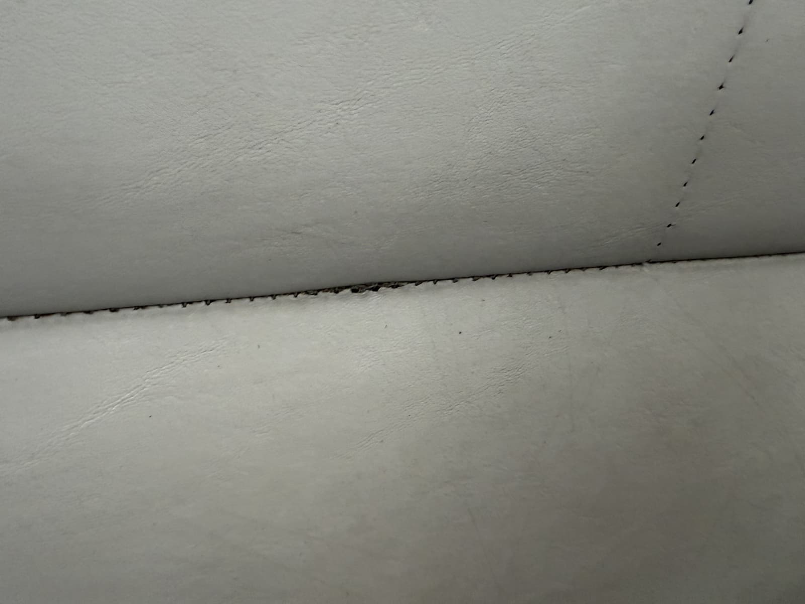 1996 Carver 310 Mid Cabin Express