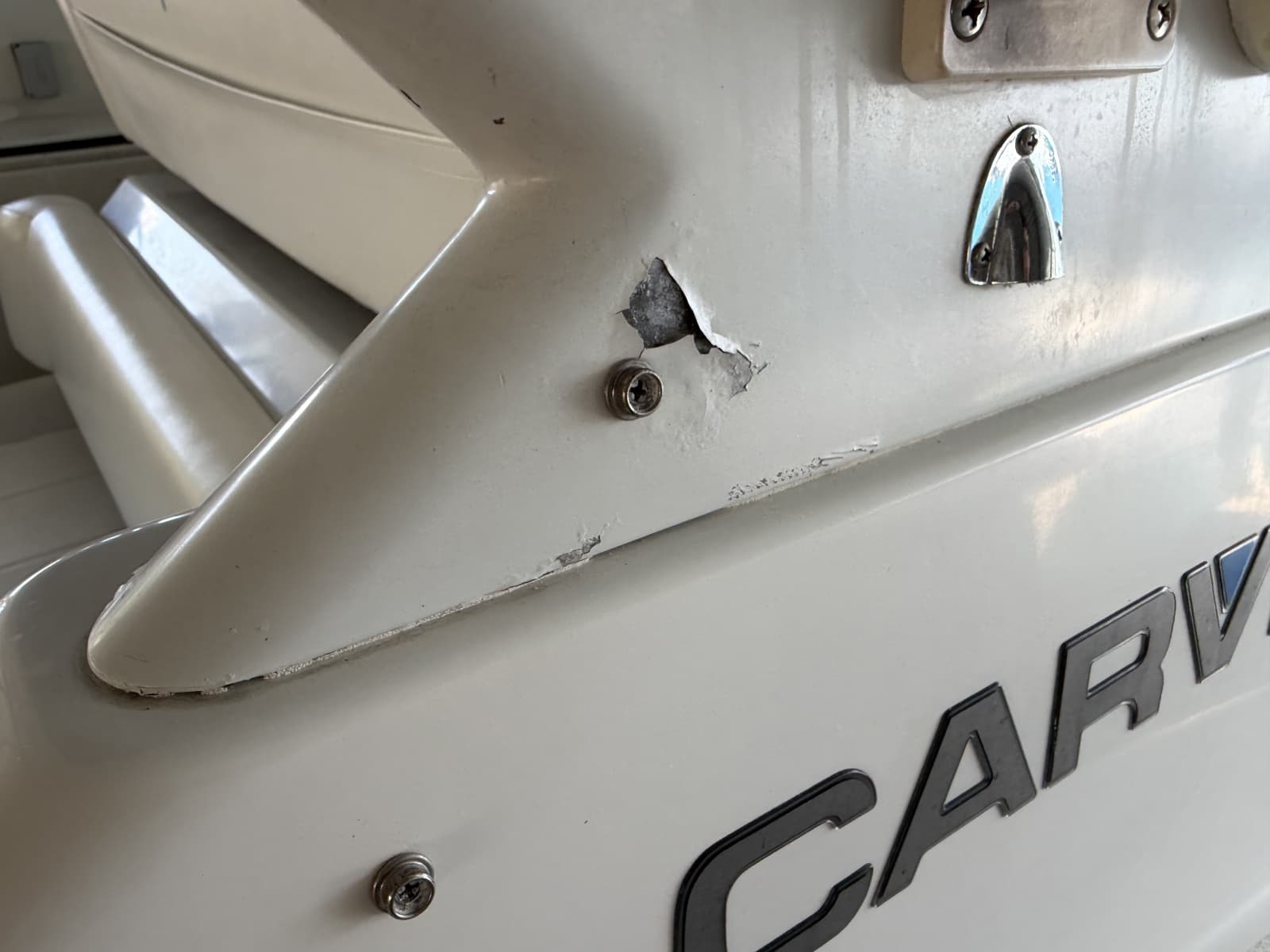 1996 Carver 310 Mid Cabin Express