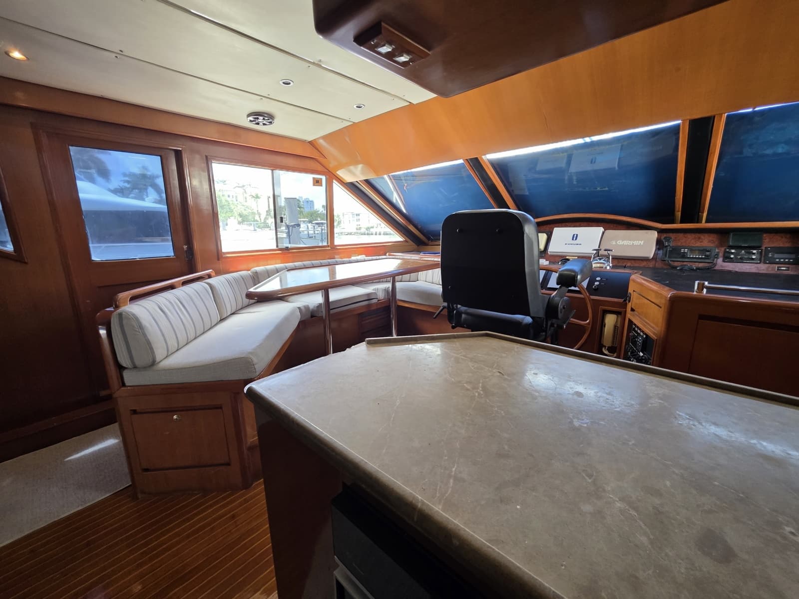 2000 Ocean Alexander 60 Trawler