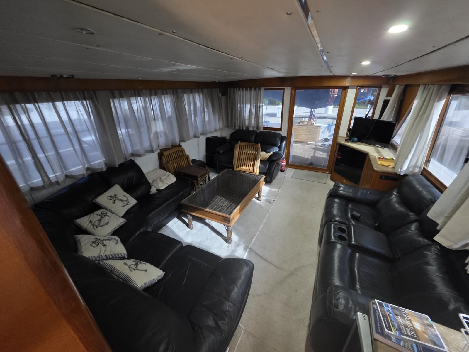 2000 Ocean Alexander 60 Trawler