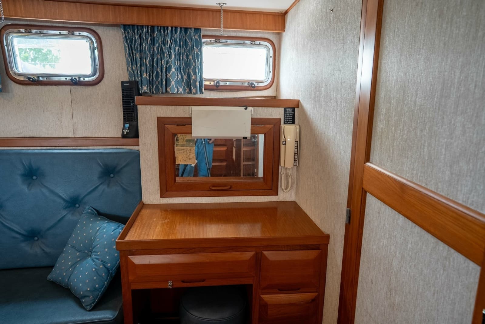 1988 DeFever 53 Performance Offshore Cruiser