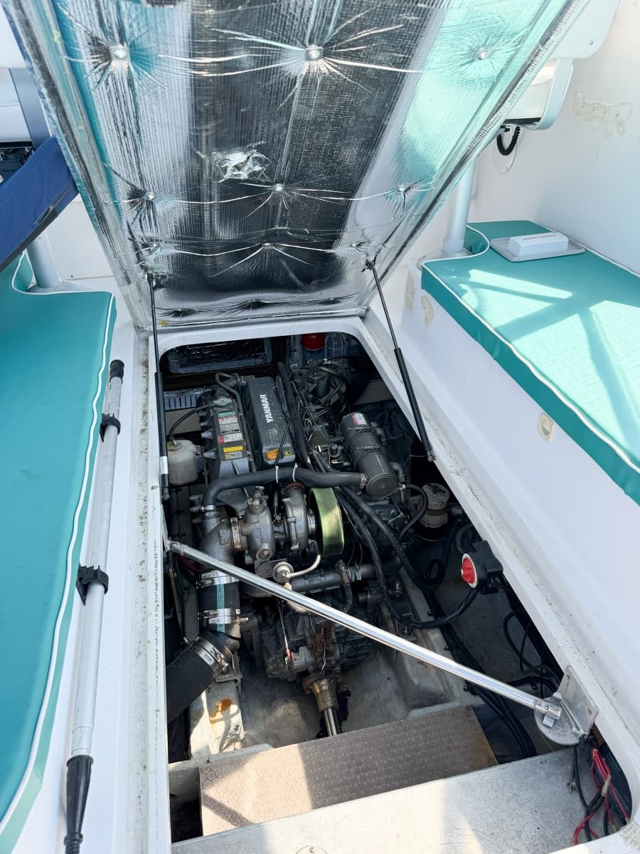 2000 Mainship Pilot 30