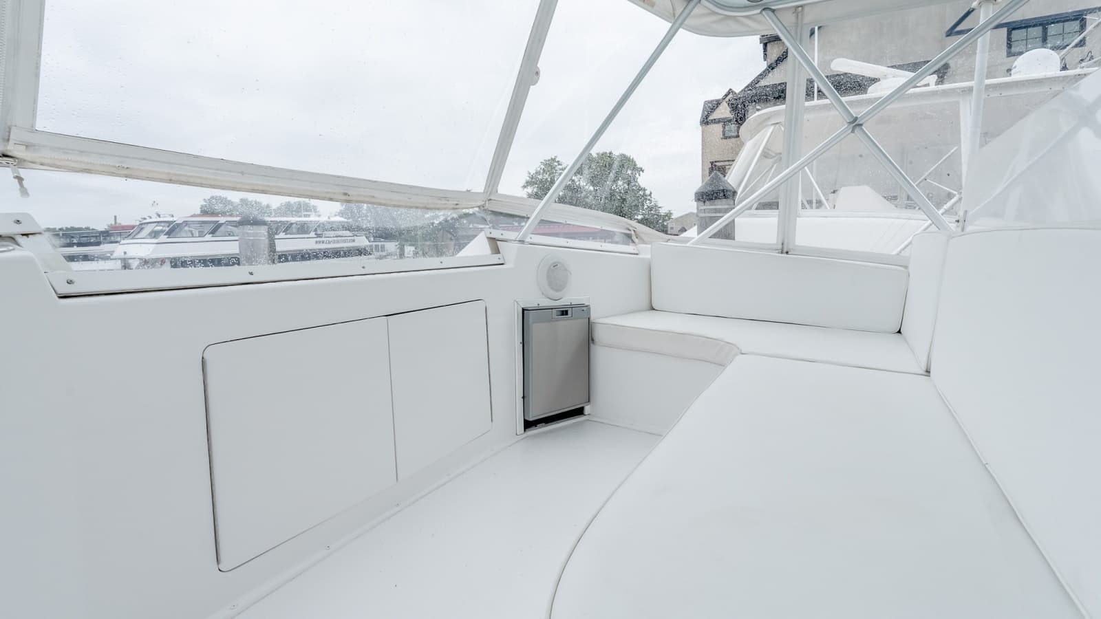 2000 Viking 50 Convertible