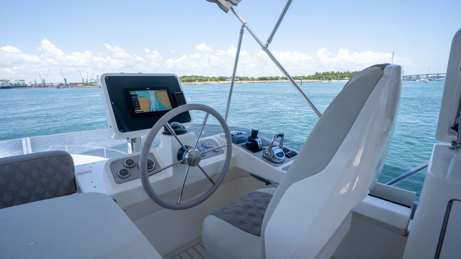 2012 Azimut Magellano 50