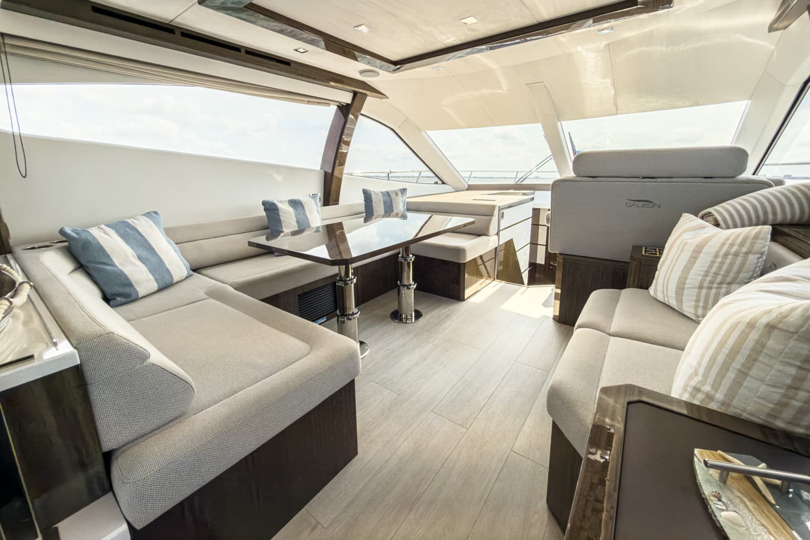 2022 Galeon 550 Fly