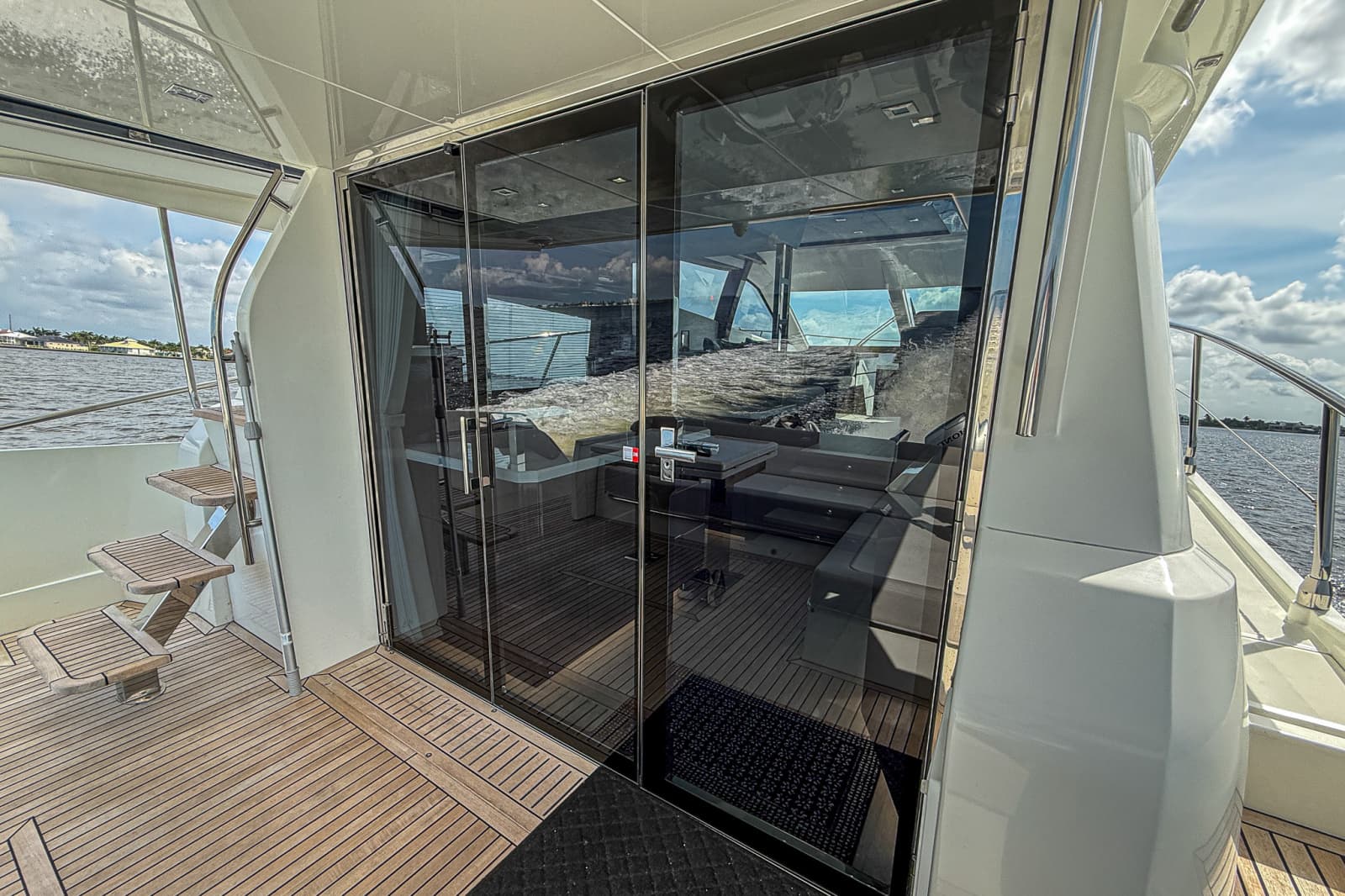 2022 Galeon 550 Fly