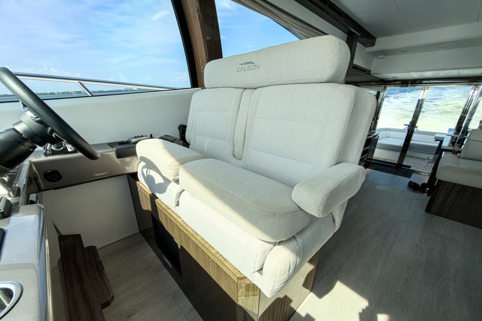 2022 Galeon 550 Fly