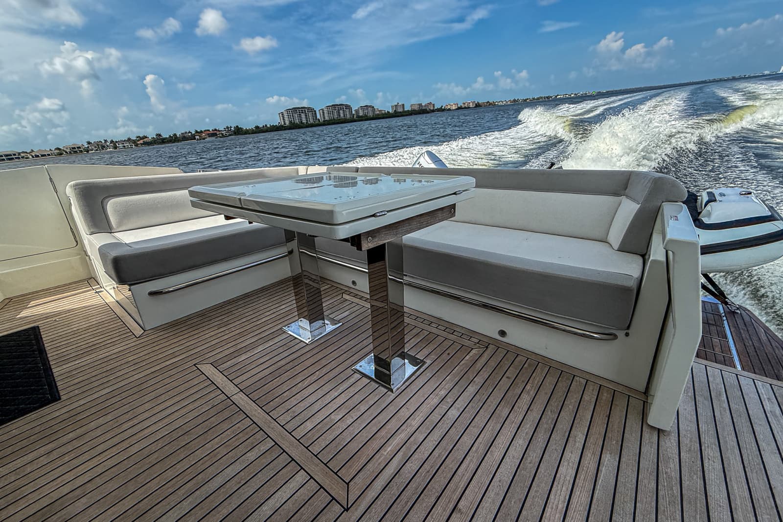 2022 Galeon 550 Fly