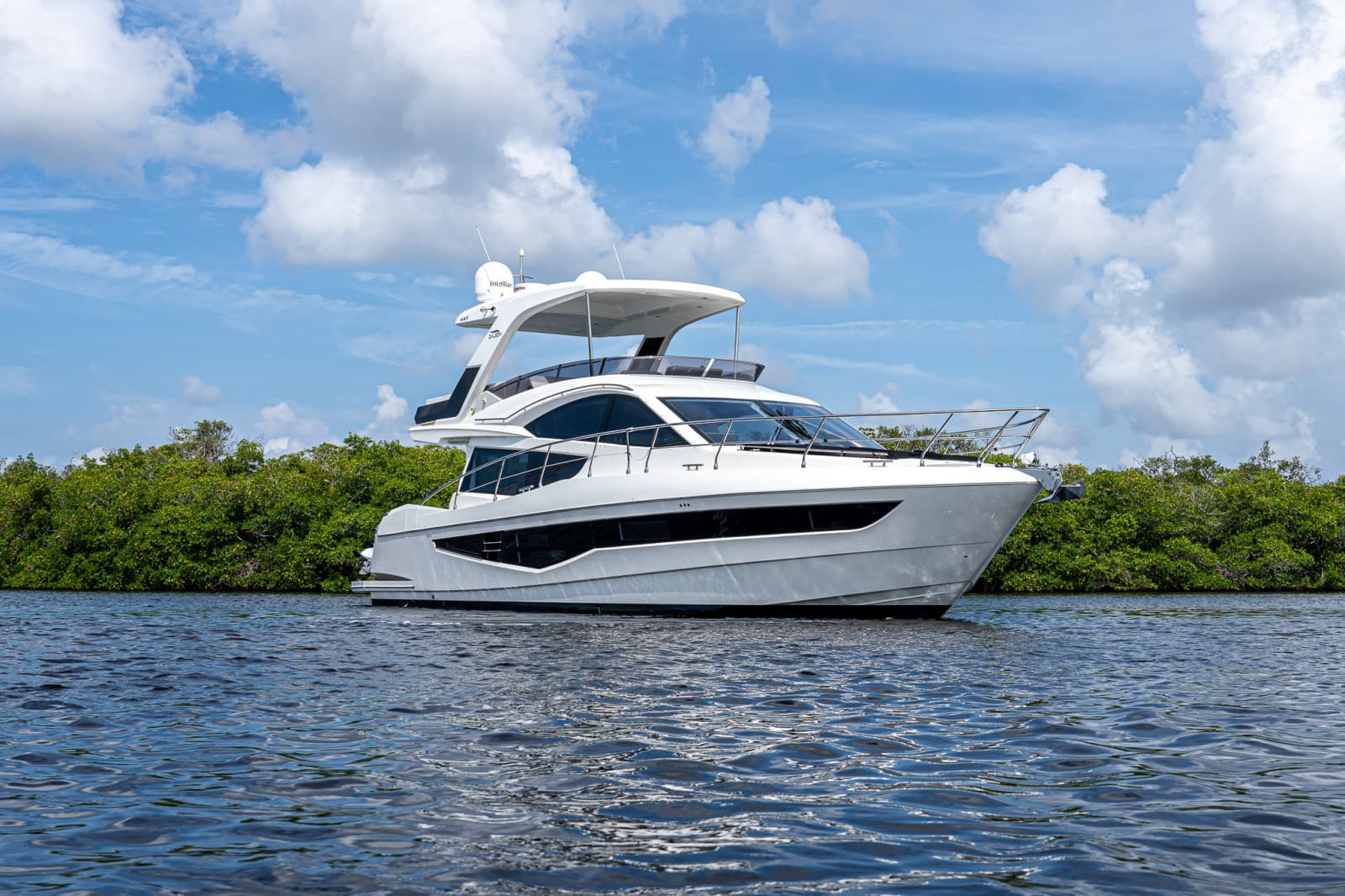 2022 Galeon 550 Fly