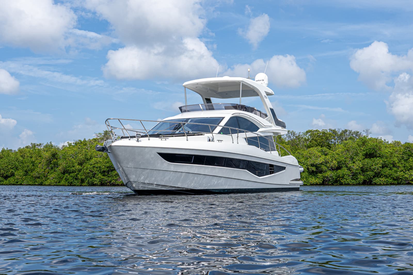 2022 Galeon 550 Fly