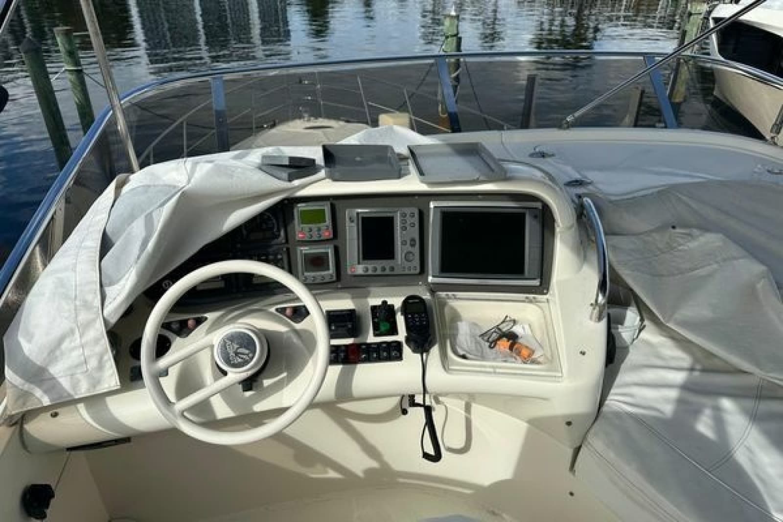 2004 Azimut 55E