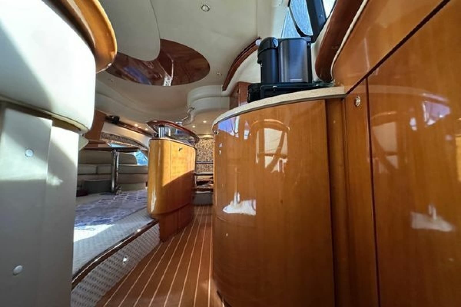 2004 Azimut 55E