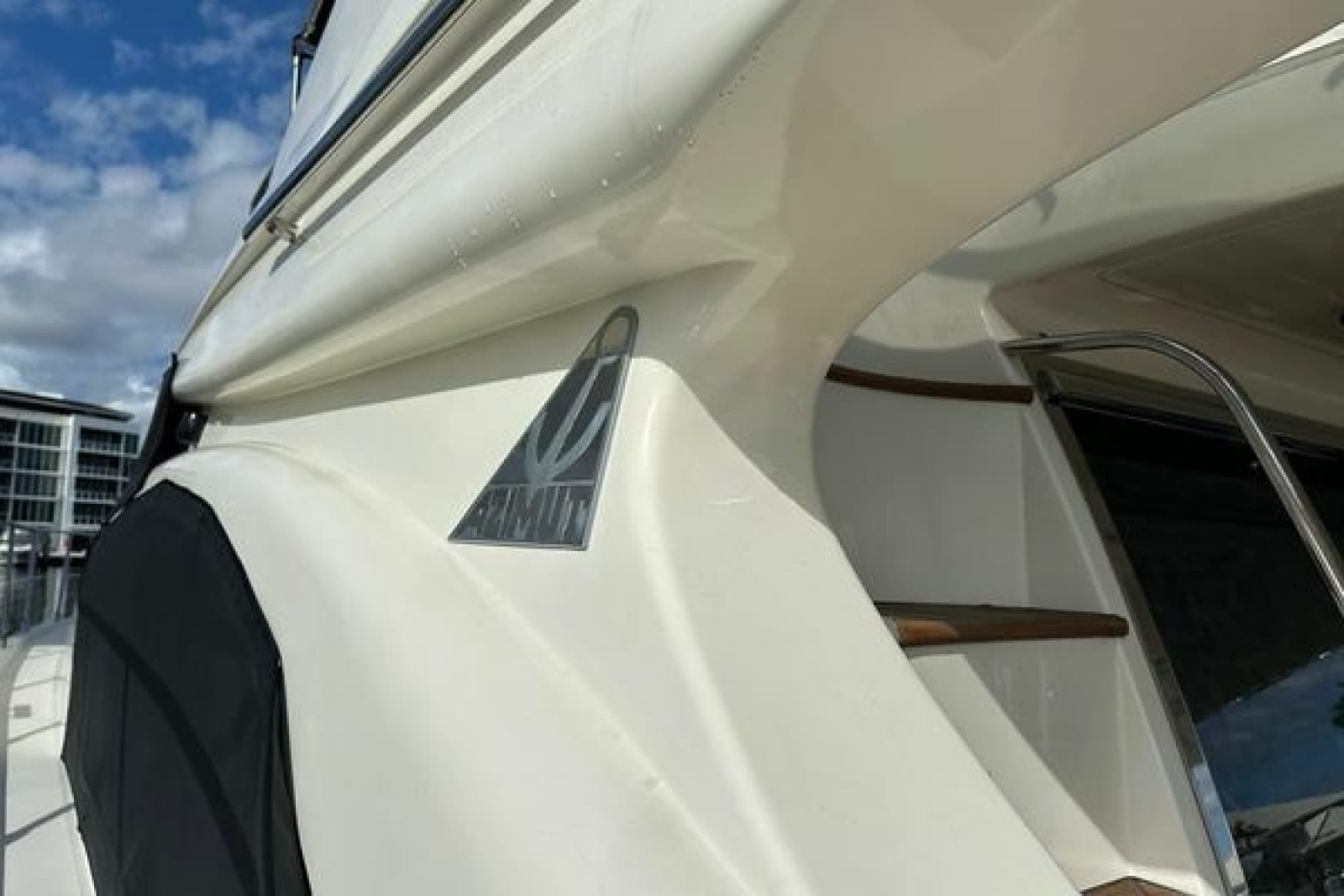 2004 Azimut 55E