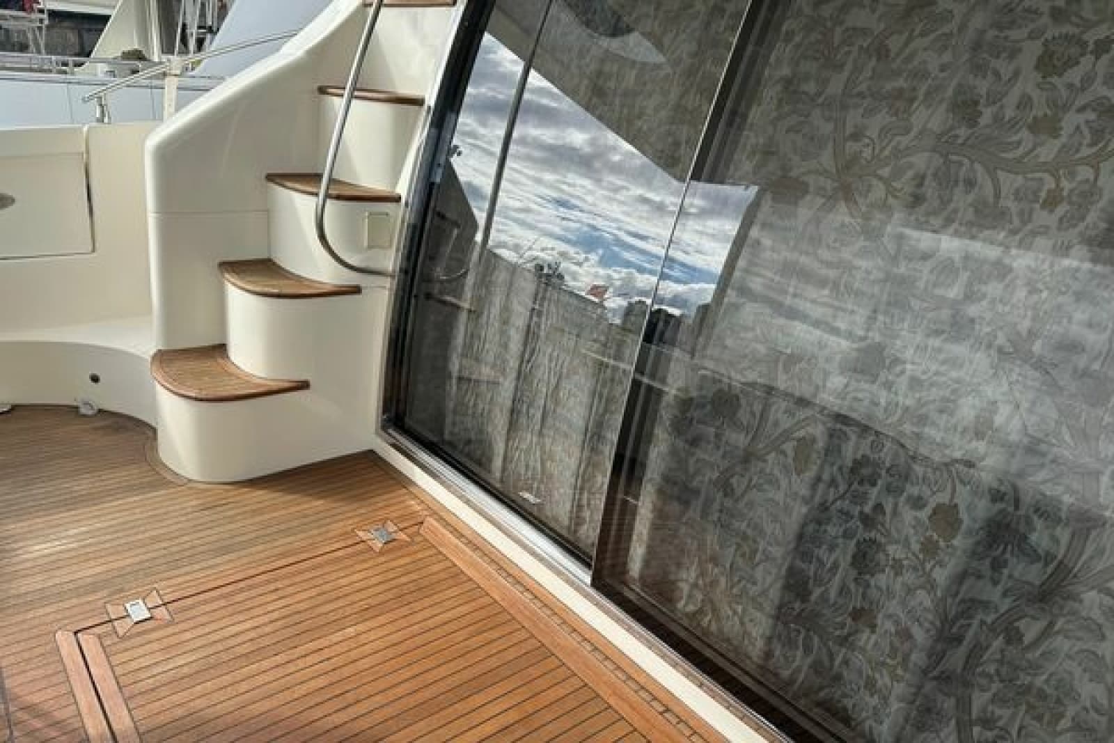 2004 Azimut 55E