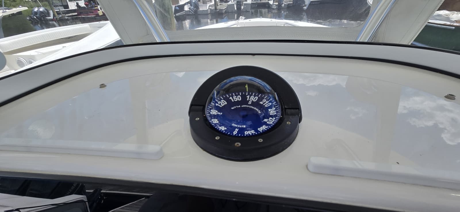 2018 Regulator 28 FS
