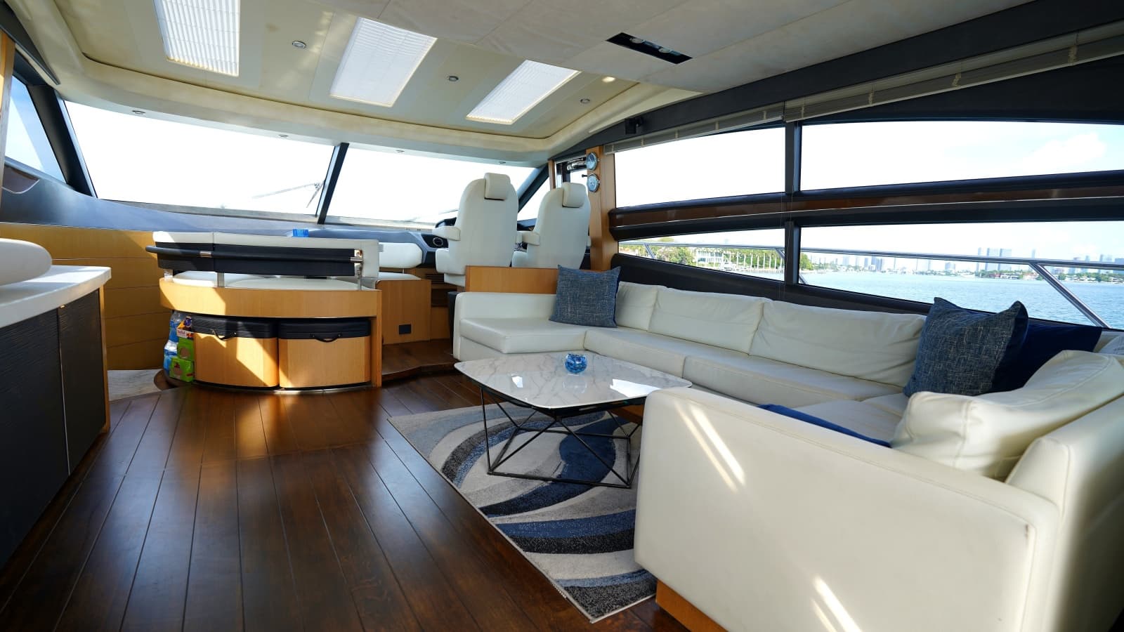 2013 Princess V72