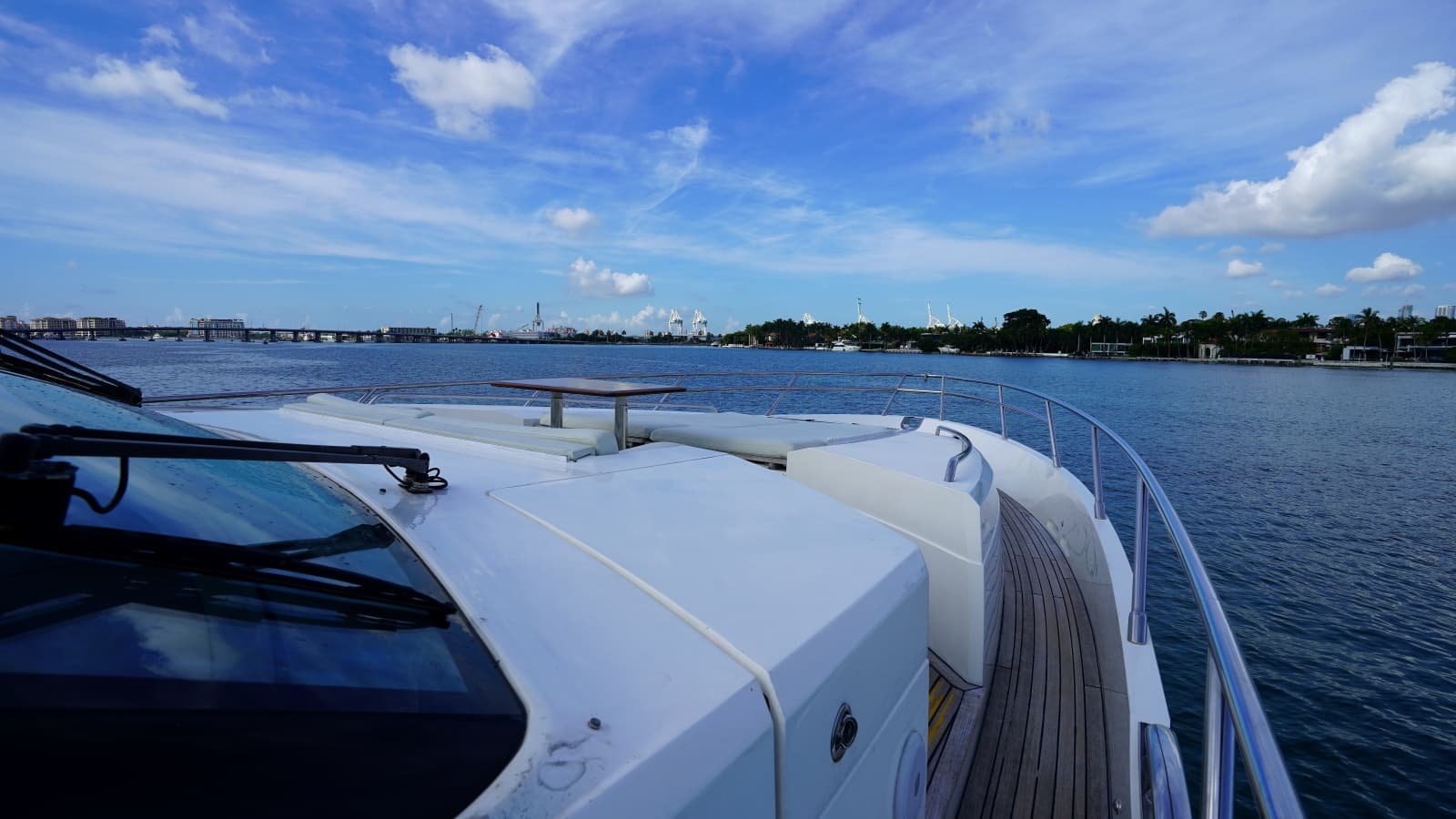 2013 Princess V72