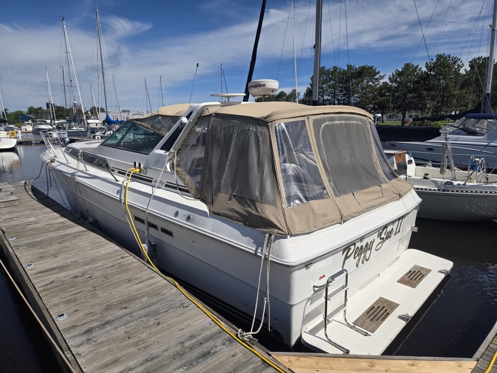 1991 Sea Ray 390 Express