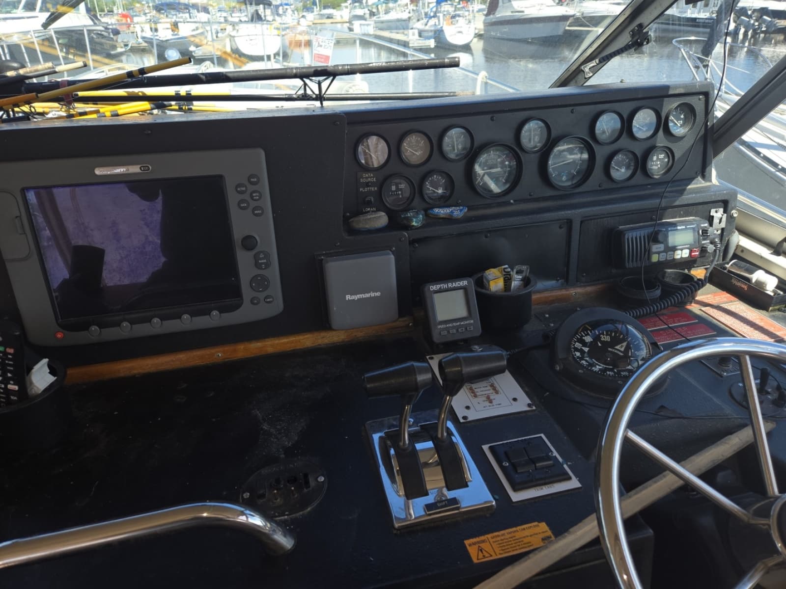 1991 Sea Ray 390 Express