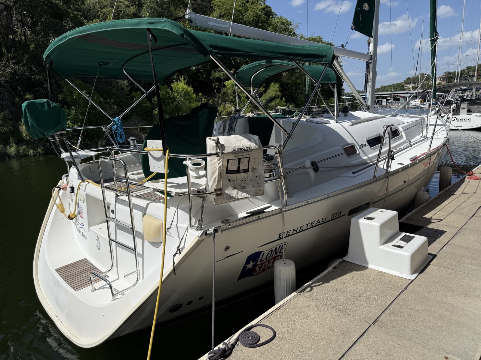 2007 Beneteau 373